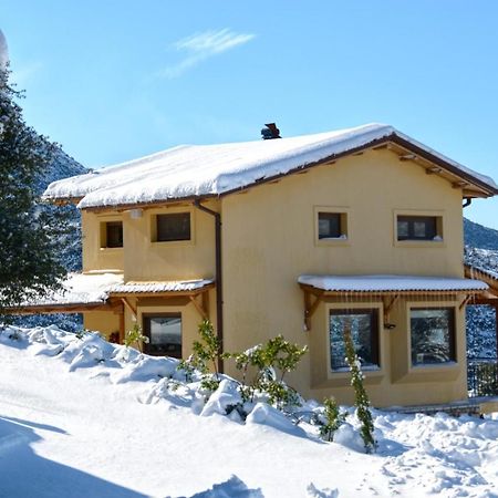 Levandes Houses Kalavryta Bagian luar foto
