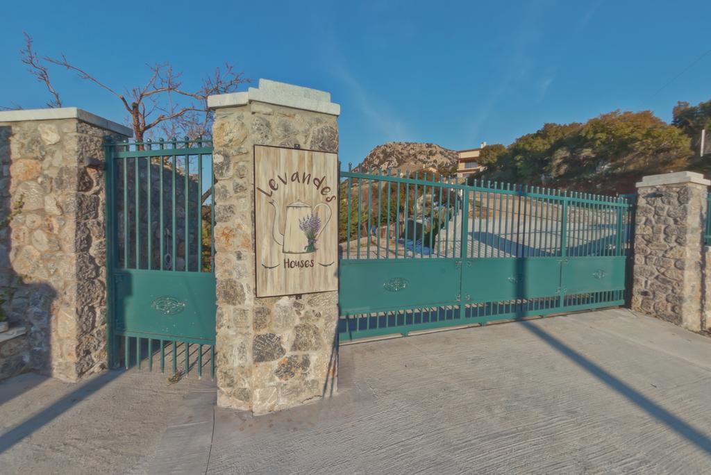 Levandes Houses Kalavryta Ruang foto