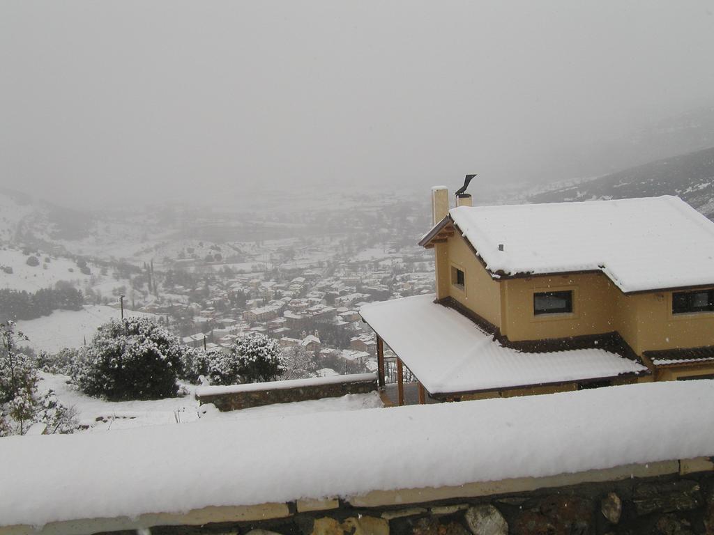 Levandes Houses Kalavryta Bagian luar foto