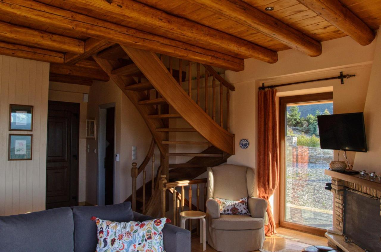 Levandes Houses Kalavryta Bagian luar foto