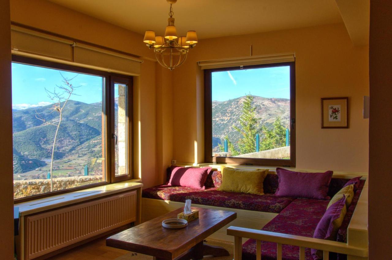 Levandes Houses Kalavryta Bagian luar foto